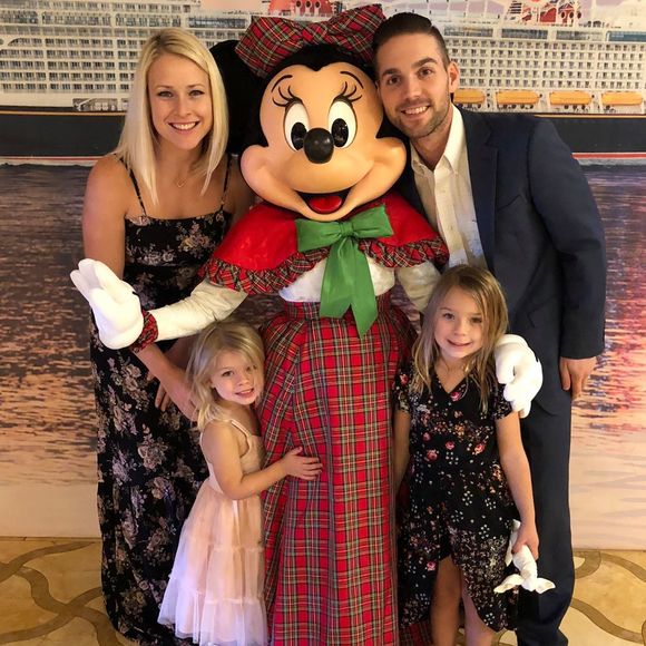 Meet your Posher, Lauren - Picture 1 of 1